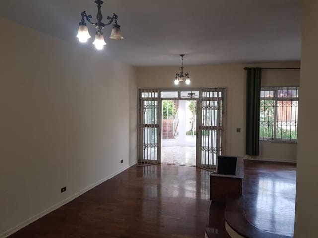 Casa com 400m² 3 quartos e 3 banheiros, à venda, no bairro Butantã em São Paulo