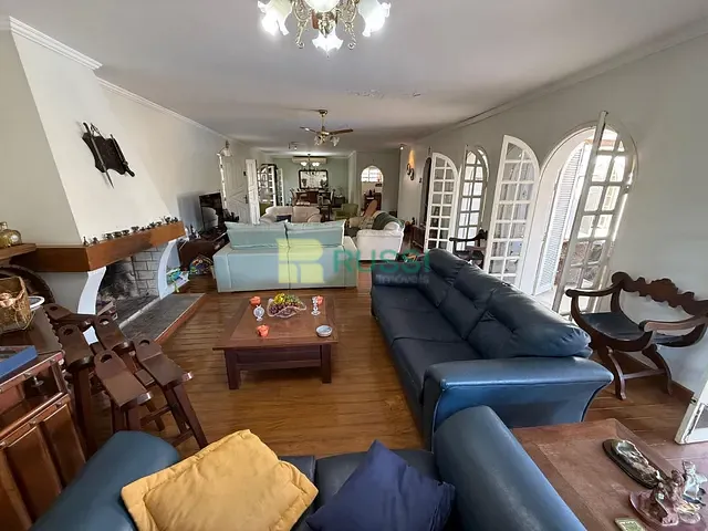 Casa com 900m² 5 quartos e 6 banheiros, à venda, no bairro Jardim Esplanada em São José dos Campos