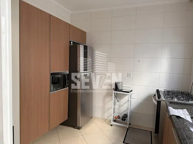 Casa com 225m² 3 quartos e 2 banheiros, à venda, no bairro Residencial Francisco Lemos de Almeida em Bauru