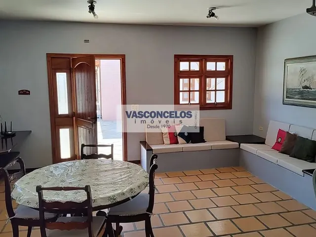 Casa com 150m² 3 quartos e 2 banheiros, à venda, no bairro Maranduba em Ubatuba