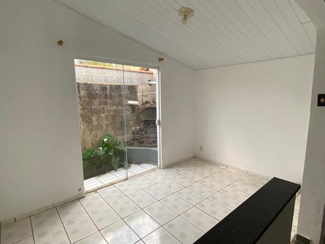 Casa com 185m² 3 quartos e 1 banheiro, à venda, no bairro Mantiqueira em Extrema