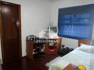 Casa, 4 quartos, 225 m² - Foto 13