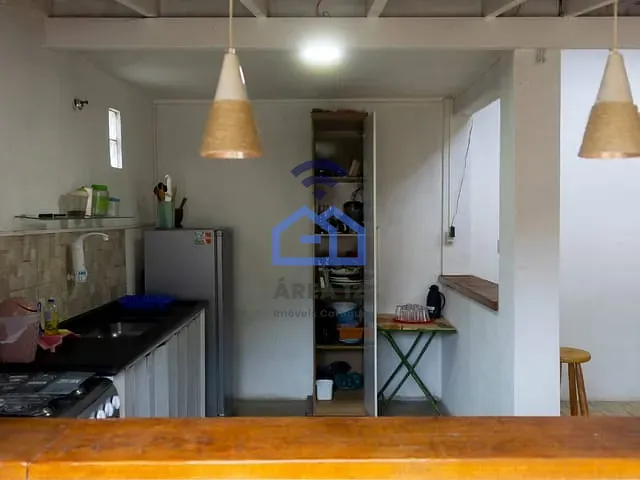 Casa com 240m² 3 quartos e 2 banheiros, à venda, no bairro Sumaré em Caraguatatuba