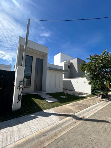 Casa com 180m² 3 quartos e 2 banheiros, à venda, no bairro CIDADE JARDIM em Campos dos Goytacazes