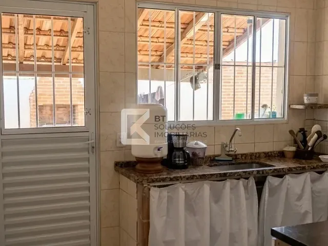 Casa com 250m² 3 quartos e 2 banheiros, à venda, no bairro Jardim Primavera em Indaiatuba