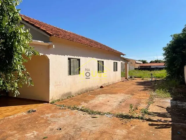Terreno com 882m², à venda, no bairro Centro em Valentim Gentil