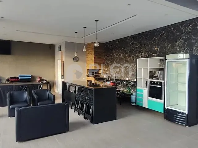Casa 4 quartos e 6 banheiros, à venda, no bairro Jardim Peri em São Paulo