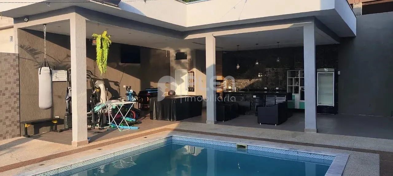 Apartamento de 4 quartos à venda em Jardim Peri, São Paulo