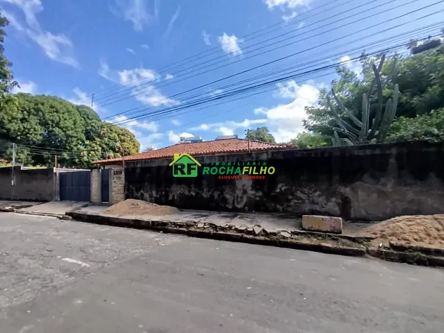 Casa com 500m² 3 quartos e 1 banheiro, para alugar, no bairro São Cristóvão em Teresina