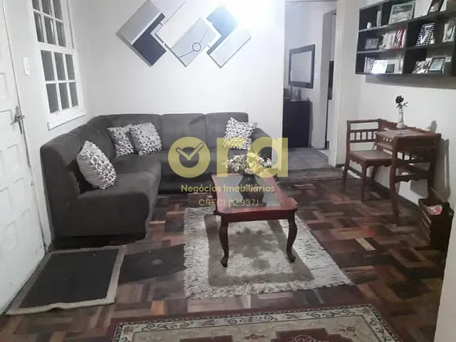 Casa com 272m² 3 quartos e 2 banheiros, à venda, no bairro Três Vendas em Pelotas