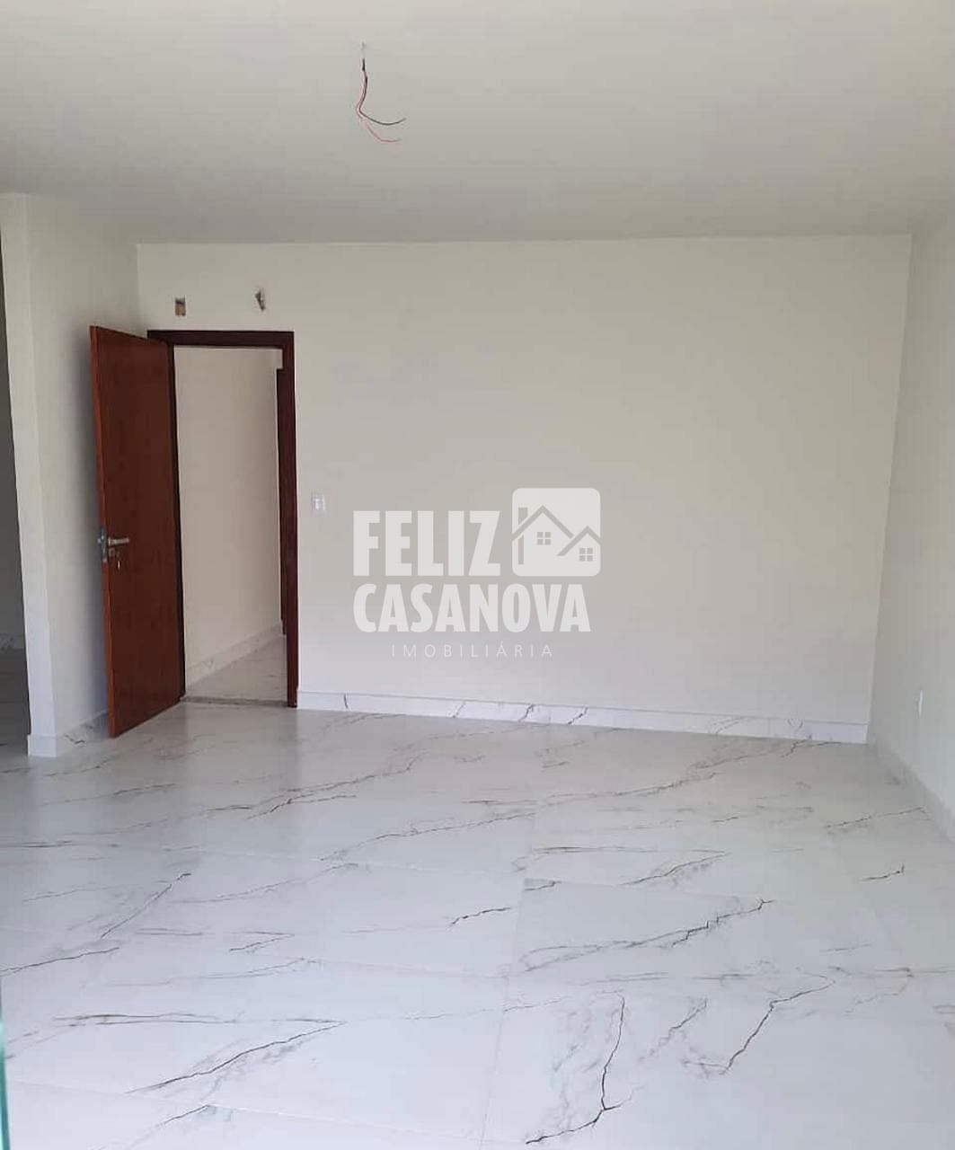 Casa à venda com 4 quartos, 170m² - Foto 9