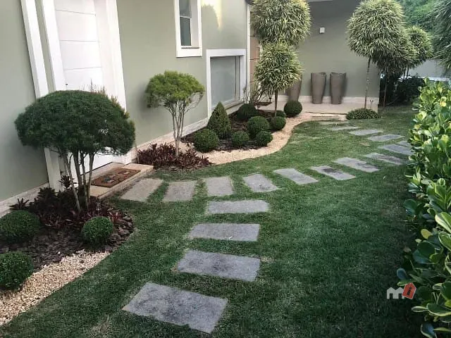Casa com 810m², à venda, no bairro Mosela em Petrópolis