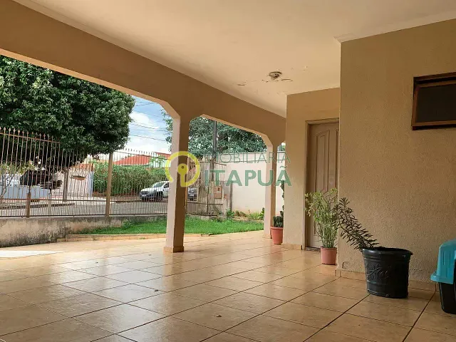 Casa com 300m² 4 quartos e 3 banheiros, à venda, no bairro Antares em Londrina