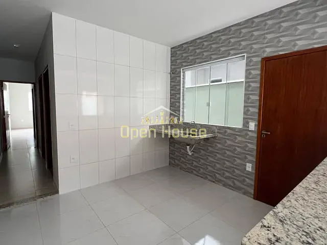 Casa com 150m² 2 quartos e 2 banheiros, à venda, no bairro Bairro de Fátima (Califórnia da Barra) em Barra do Piraí