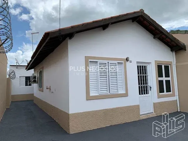 Casa 3 quartos e 2 banheiros, à venda, no bairro Vila Pedroso em Votorantim