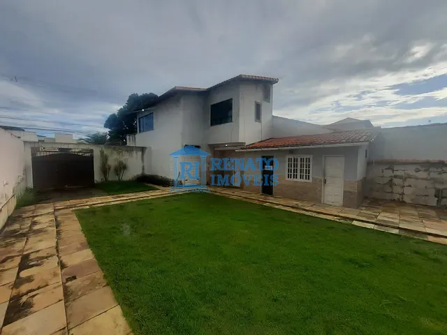 Casa com 360m², para alugar, no bairro Centro em Maricá