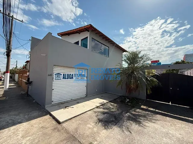 Casa com 360m², para alugar, no bairro Centro em Maricá