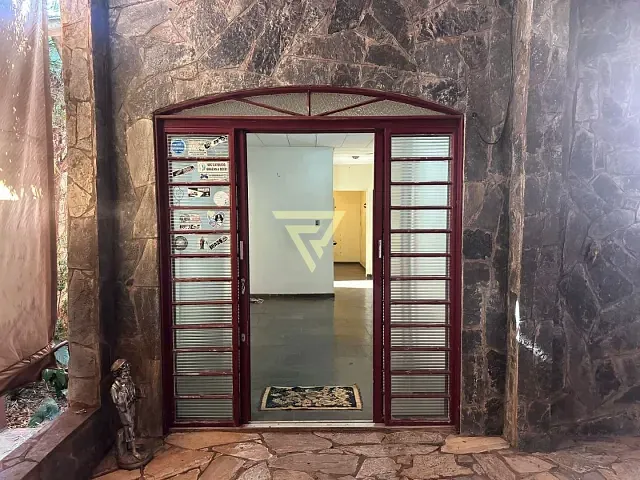 Casa com 250m², à venda, no bairro Parque das Andorinhas em Ribeirão Preto