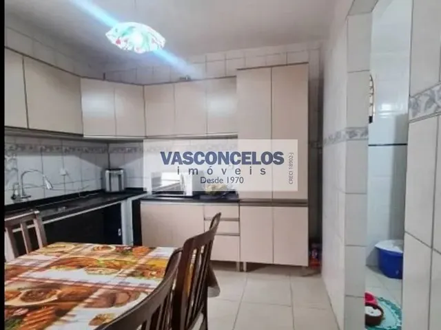 Casa com 250m² 7 quartos e 3 banheiros, à venda, no bairro Conjunto Residencial Vale dos Pinheiros em São José Dos Campos