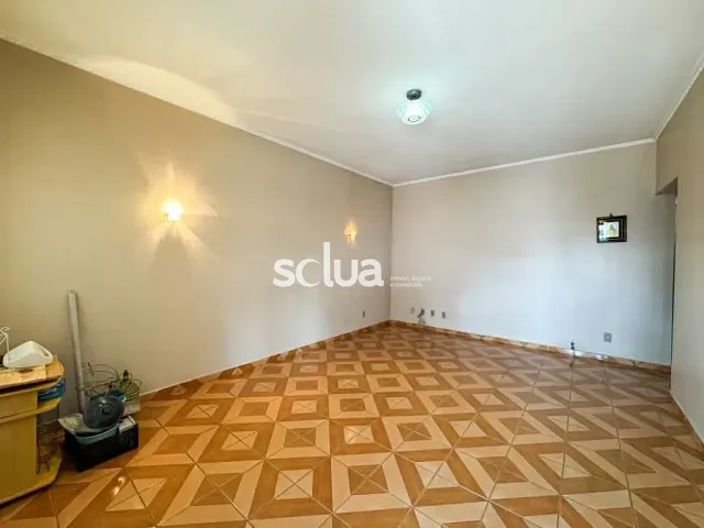 Casa com 560m² 4 quartos e 3 banheiros, à venda, no bairro Jardim Aparecida em Campinas