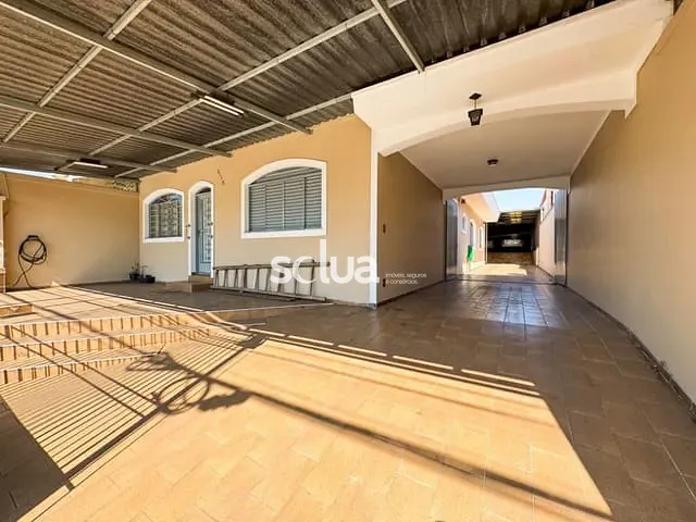 Casa com 560m² 4 quartos e 3 banheiros, à venda, no bairro Jardim Aparecida em Campinas
