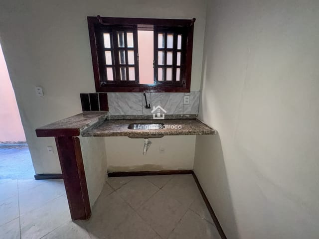 Casa 1 quarto e 1 banheiro, para alugar, no bairro Jardim Atlântico Oeste (Itaipuaçu) em Maricá