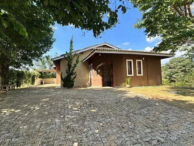 Casa 4 quartos e 3 banheiros, à venda, no bairro LIMAS em Joanópolis