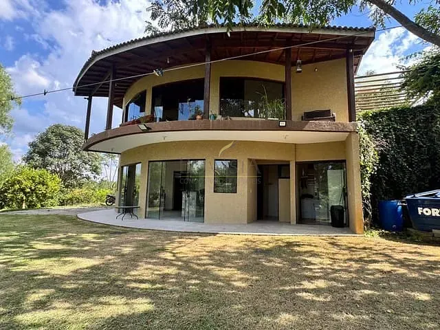 Casa 4 quartos e 3 banheiros, à venda, no bairro LIMAS em Joanópolis