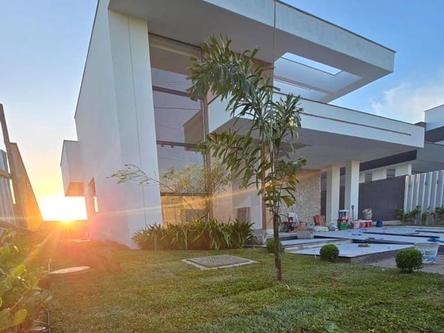 Casa com 414m² 3 quartos e 4 banheiros, à venda, no bairro Condomínio Alphaville em Goitacazes