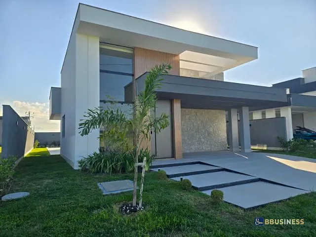 Casa com 414m² 3 quartos e 4 banheiros, à venda, no bairro Condomínio Alphaville em Goitacazes