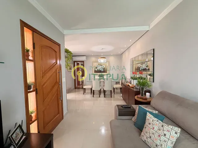 Casa com 227m² 3 quartos e 2 banheiros, à venda, no bairro Chácaras Mussahiro em Londrina