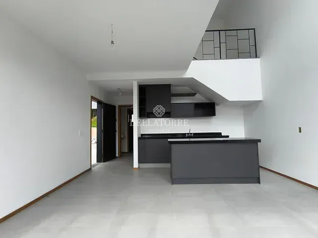 Casa com 121m² 3 quartos e 3 banheiros, à venda, no bairro Golfe em Teresópolis