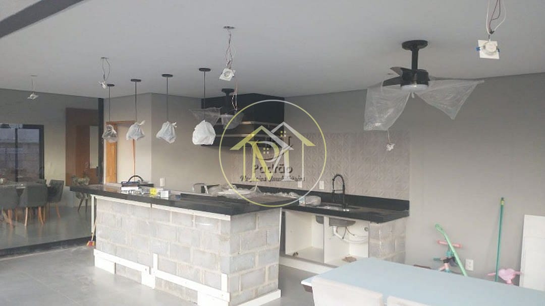 Casa à venda com 4 quartos, 295m² - Foto 5