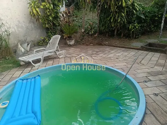 Casa com 816m² 5 quartos e 3 banheiros, à venda, no bairro Centro em Barra Mansa