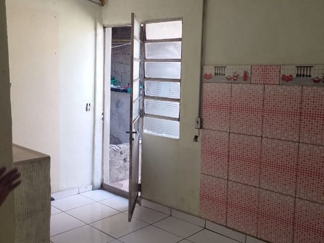 Casa com 25m² 1 quarto e 1 banheiro, para alugar, no bairro Chácara Santana em São Paulo
