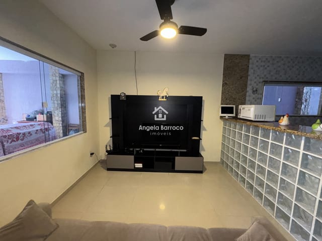 Casa 3 quartos e 2 banheiros, para alugar, no bairro Jardim Atlântico Oeste (Itaipuaçu) em Maricá