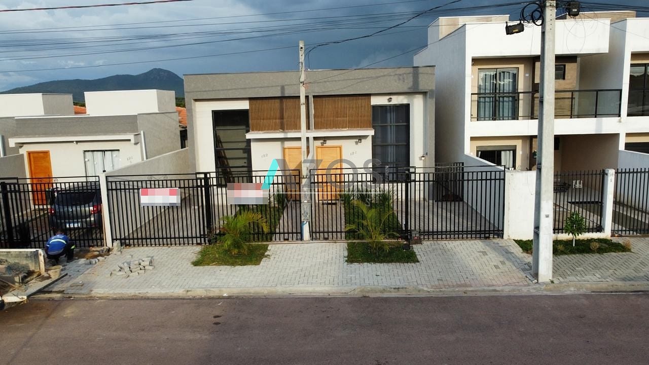 Casa à venda com 3 quartos, 67m² - Foto 3