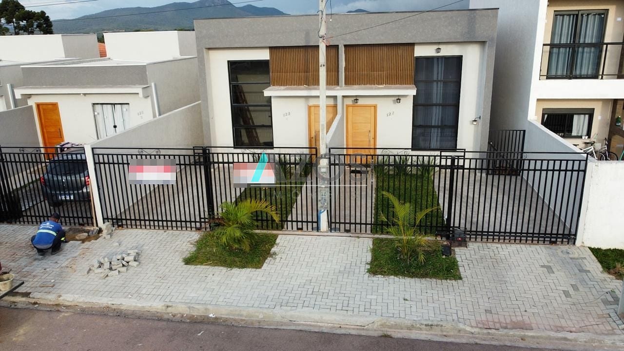 Casa à venda com 3 quartos, 67m² - Foto 4