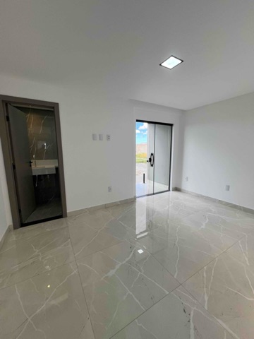 Casa com 90m² 3 quartos e 4 banheiros, à venda, no bairro Residencial Village em Campos dos Goytacazes