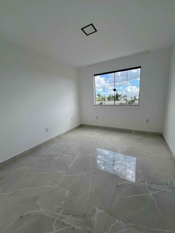 Casa com 90m² 3 quartos e 4 banheiros, à venda, no bairro Residencial Village em Campos dos Goytacazes