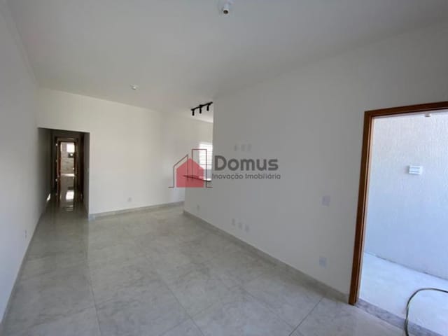 Casa com 125m², à venda, no bairro Parque das Palmeiras em Pindamonhangaba