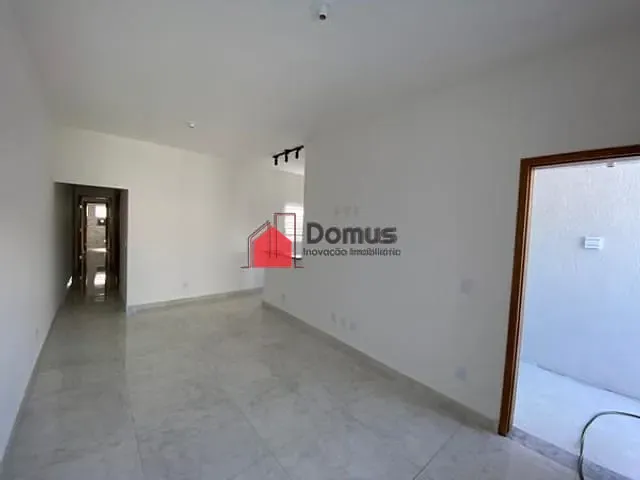 Casa com 125m², à venda, no bairro Parque das Palmeiras em Pindamonhangaba