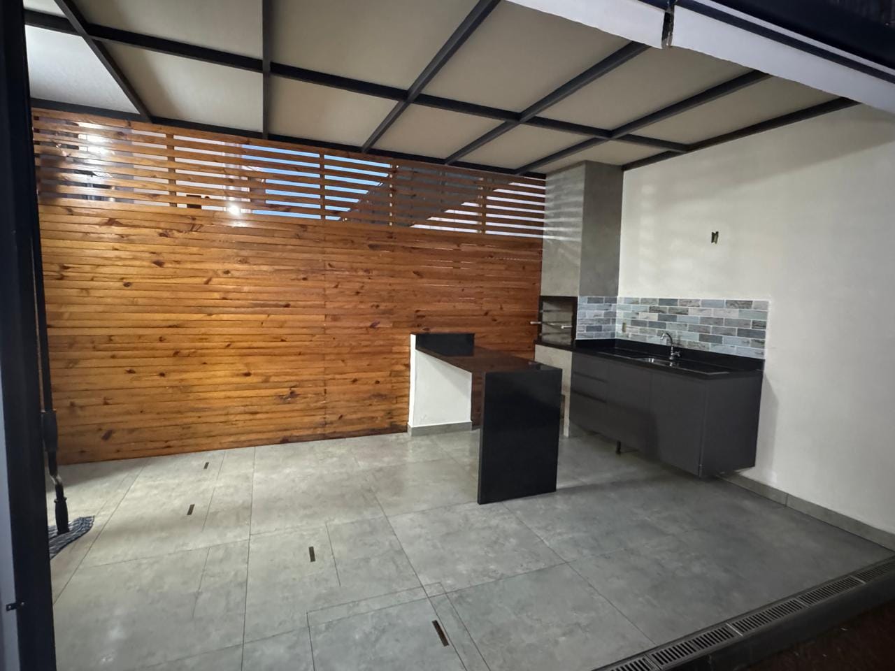 Casa à venda com 3 quartos, 84m² - Foto 27