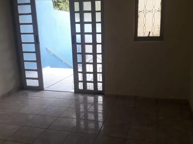 Casa com 174m² 3 quartos e 2 banheiros, à venda, no bairro Guapituba  em Mauá