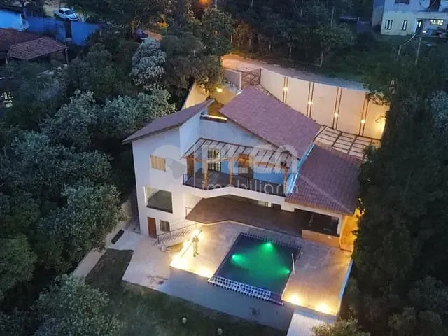 Casa com 1200m² 4 quartos e 6 banheiros, à venda, no bairro São Vicente em Mairiporã