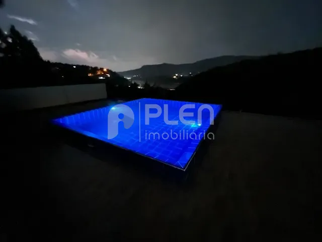 Casa com 1200m² 4 quartos e 6 banheiros, à venda, no bairro São Vicente em Mairiporã