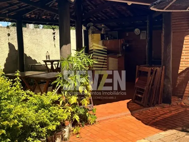 Casa com 400m² 5 quartos e 4 banheiros, à venda, no bairro Vale do Igapó em Bauru