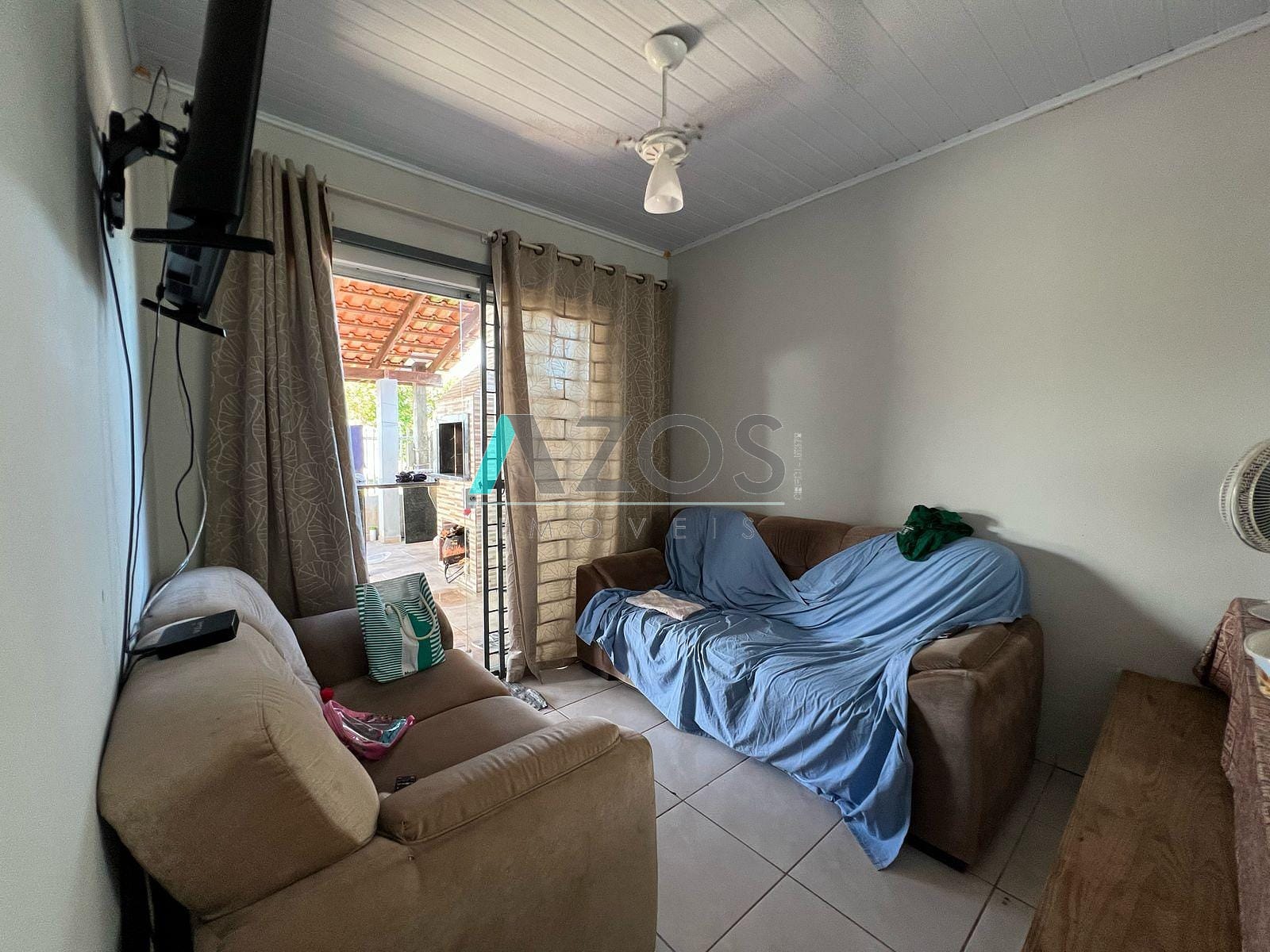 Casa à venda com 2 quartos, 50m² - Foto 3