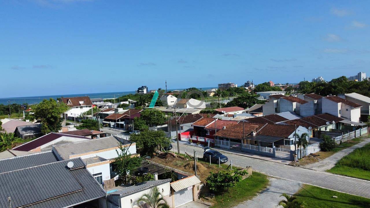 Casa à venda com 2 quartos, 50m² - Foto 17