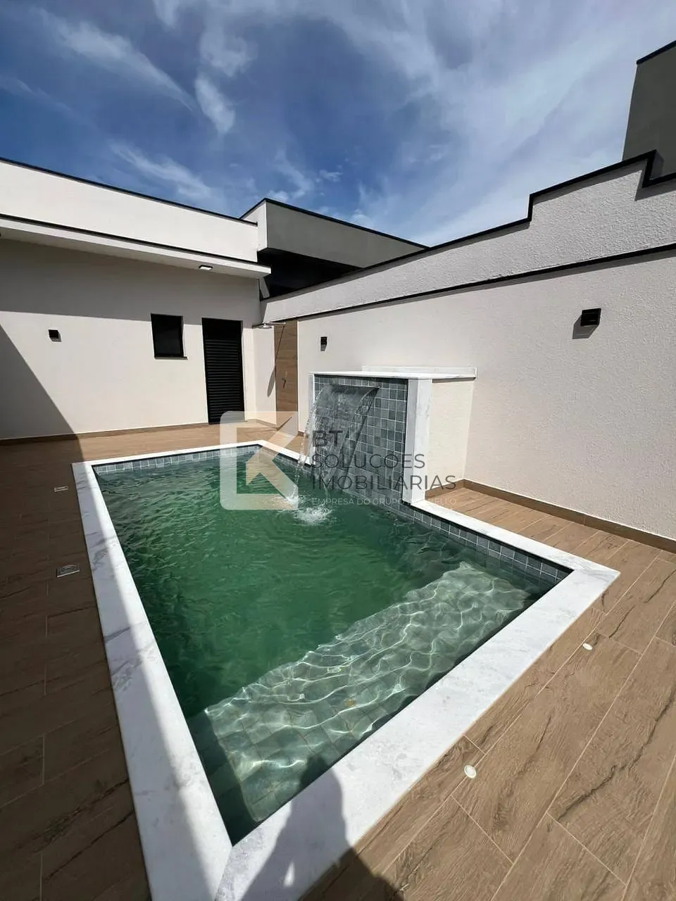 Casa, 3 quartos, 205 m² - Foto 2